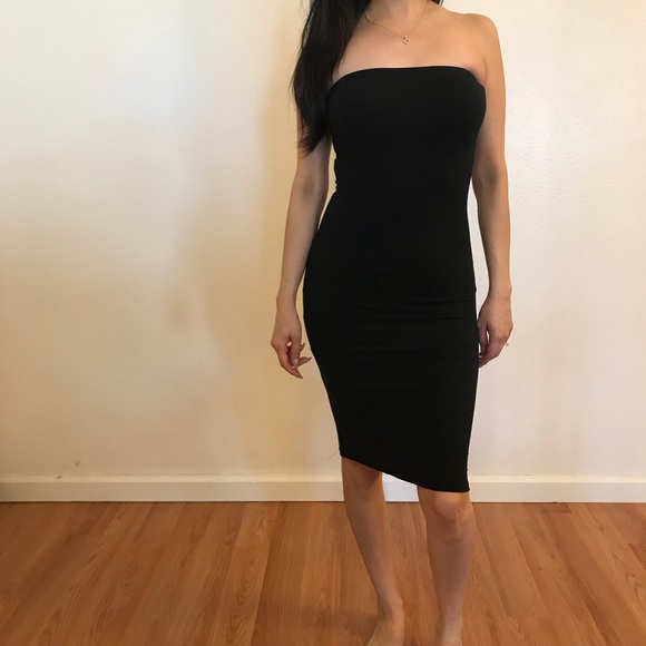 •LAST ONE• Black Strapless Tube Midi Dress - Picture 4 of 6